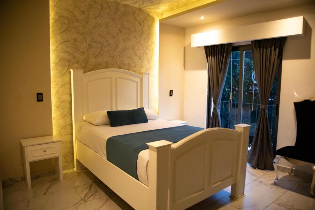 Hotel Boutique Monarca El Paraiso Екстер'єр фото